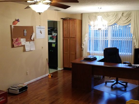 4th image of 6107 Waterman Ln