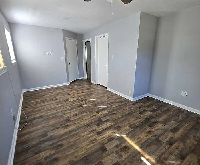 310 S Wickham St — Photo 6