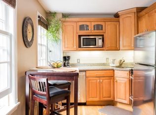 21 Melrose St APT 3, Boston, MA 02116