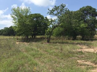 101 Cover Pt, Adkins, TX 78101