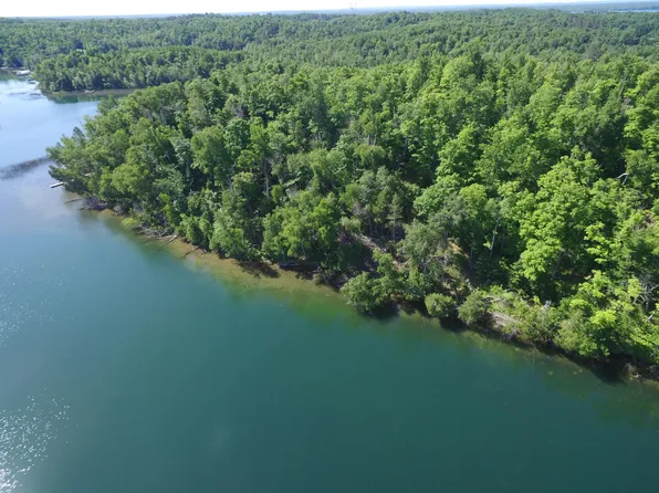 Deer Lake Ln, Grand Rapids, MN 55744