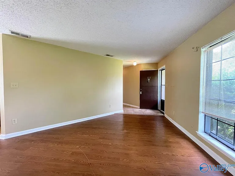 111 Westscott Dr #B — Photo 11