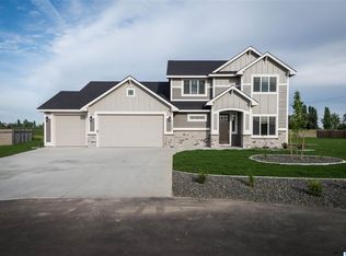 11203 Quiver Ln, Pasco, WA 99301