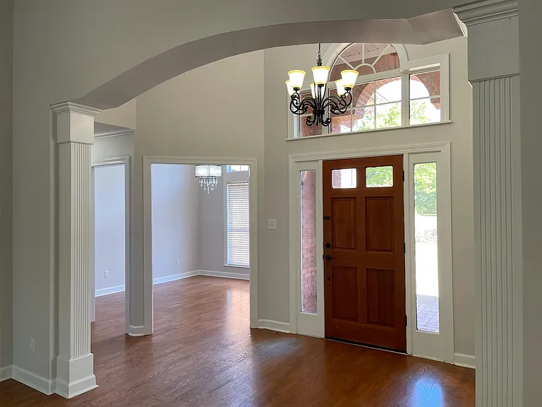 408 Rebel Dr — Photo 4