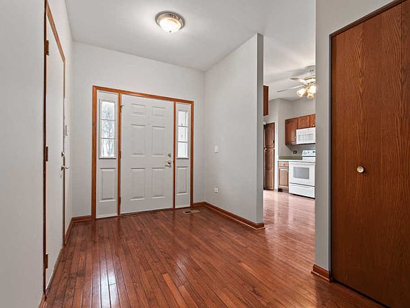 2nd image of 21000 W Braxton Ln #21000