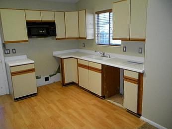2nd image of 7679 Sunbird Way