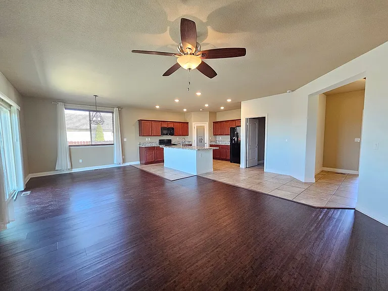 18187 Kodiak Bear Ct — Photo 3