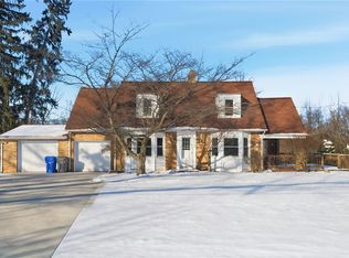 4252 Glasgow Rd, Valencia, PA 16059