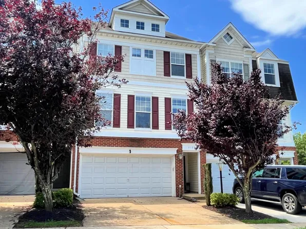 8109 Levity Pl, Manassas, VA 20111