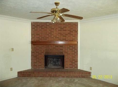 3rd image of 3286 Sarah Lou Dr