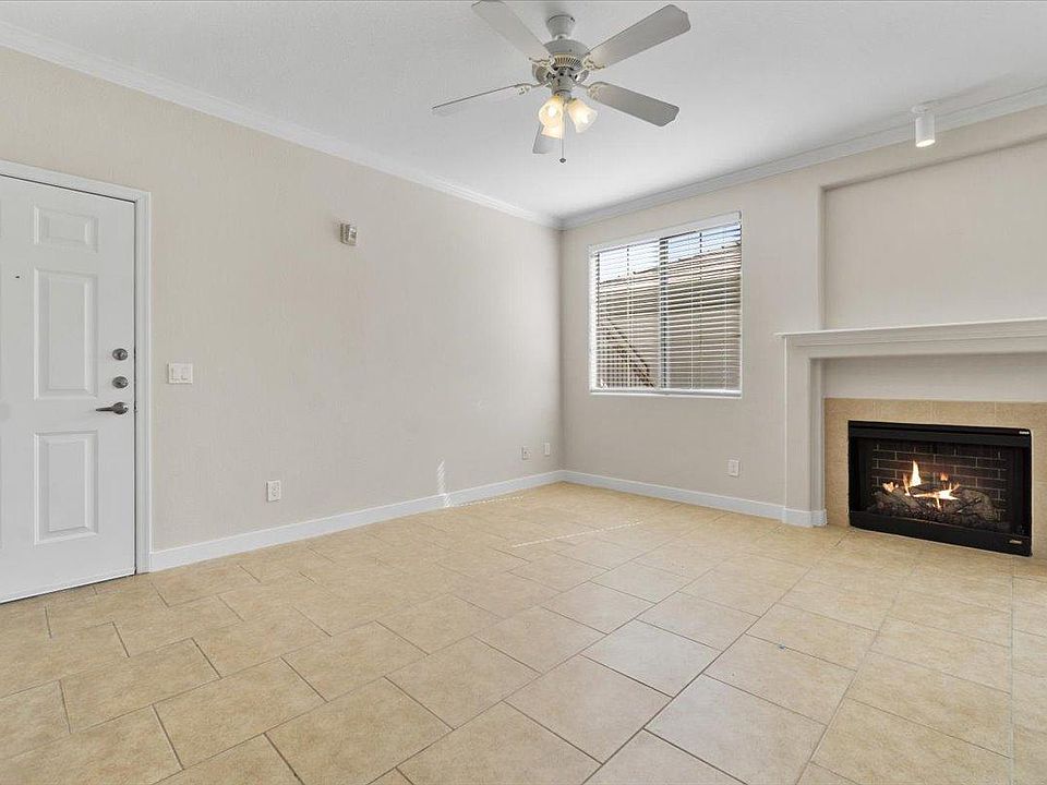 1st image of 1941 S Pierpont Dr #1017