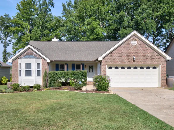 2421 Charleston Sq, Chattanooga, TN 37421