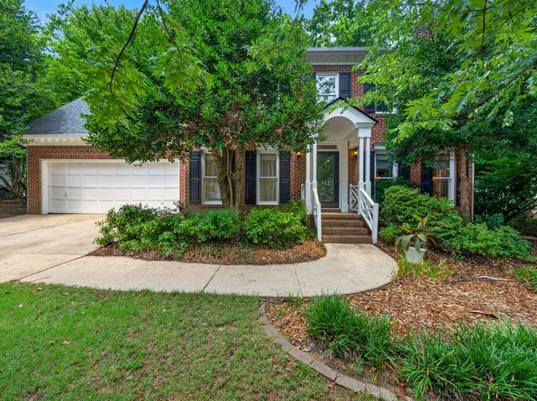 111 Copper Hill Dr, Cary, NC 27518