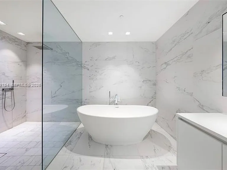 1000 Biscayne Blvd #1201 — Photo 16