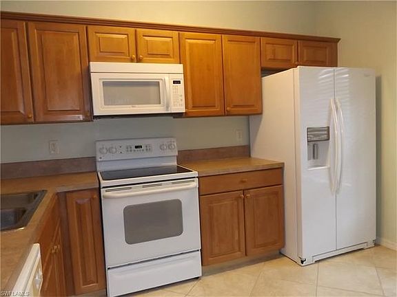 2nd image of 10048 Spyglass Hill Ln