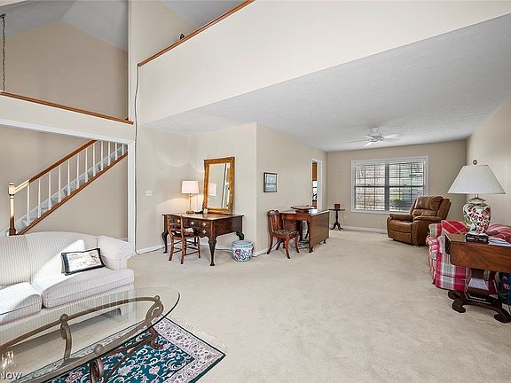 4th image of 10239 Glen Eagle Ln