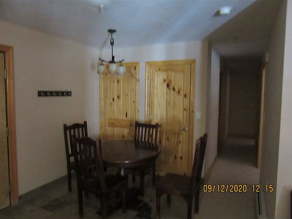 2nd image of 110 Sutton Pl #412