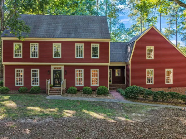 8817 Stonegate Dr, Raleigh, NC 27615