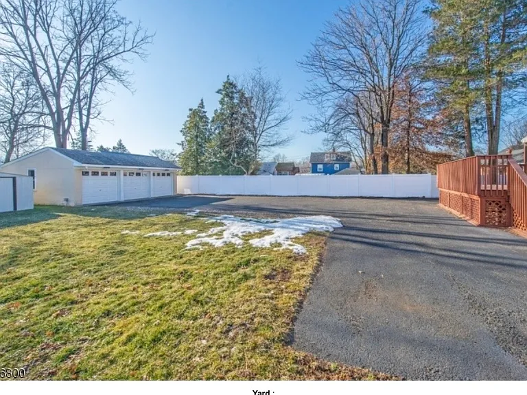 34 Morris Ave #2 — Photo 11