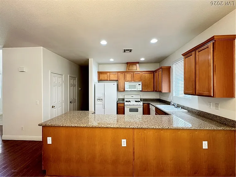 8321 Mozley Park St — Photo 6