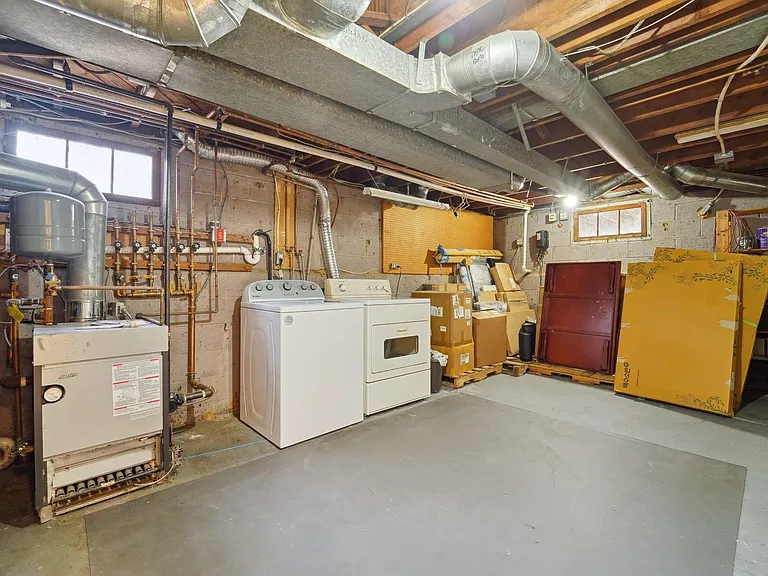 324 Brook St #324 — Photo 34