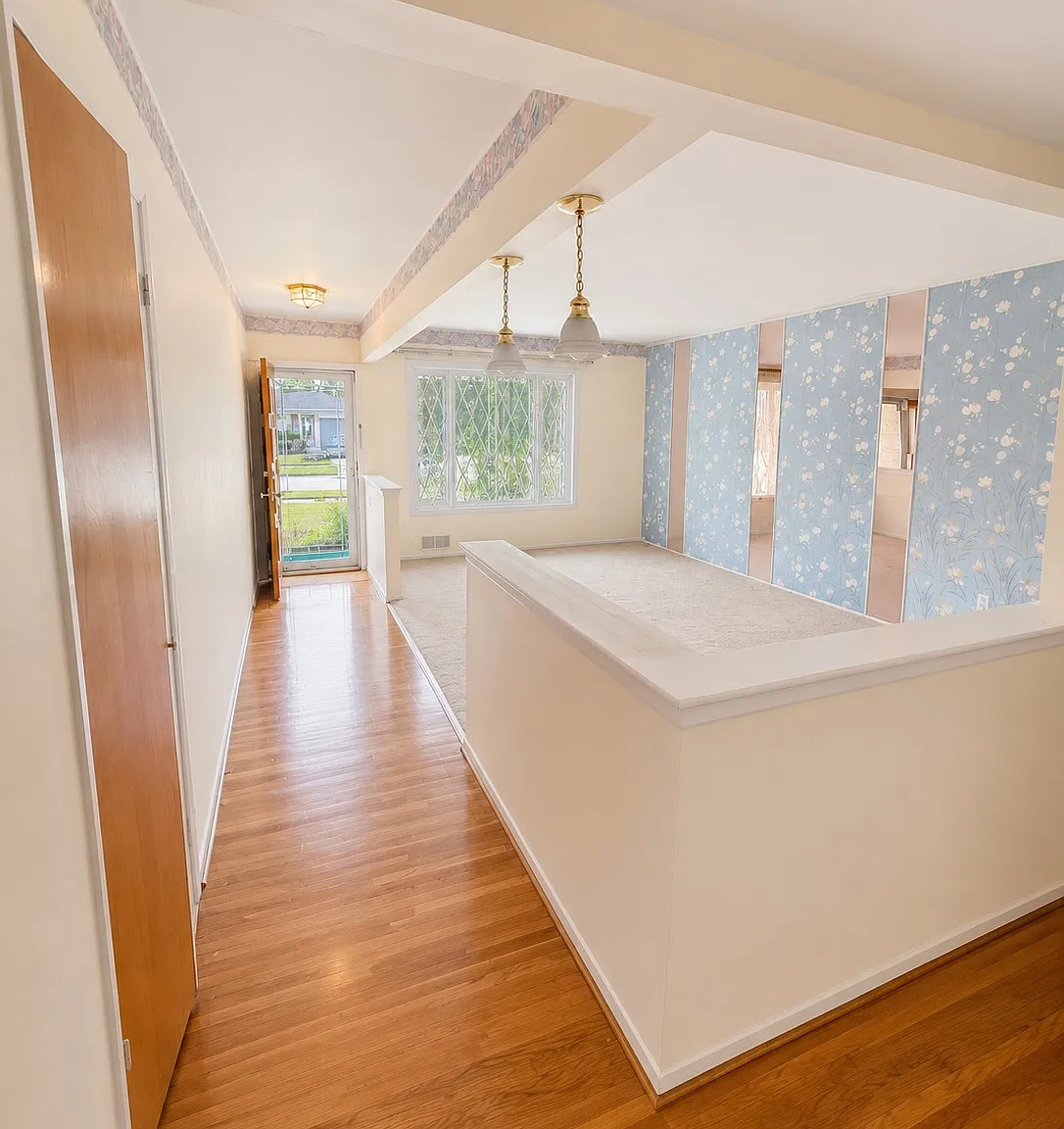 3 bed, 1.5 bath, 1603 sqft, $2,200 — Photo 3