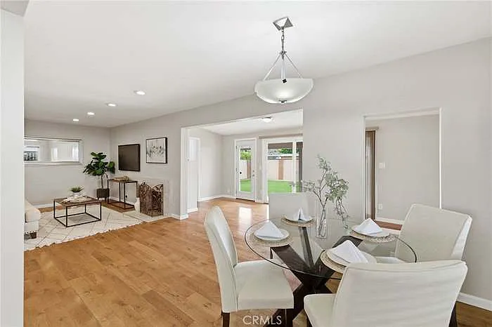 1017 Faysmith Ave — Photo 4