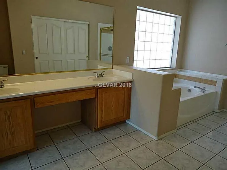 1108 Ventura Hills St — Photo 15