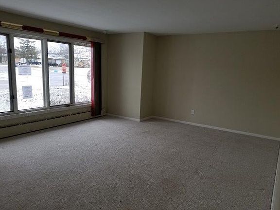 4th image of 803 Damico Dr