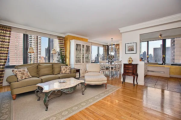 Sold by Corcoran | media 29