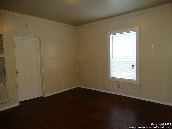 3rd image of 143 Halliday Ave