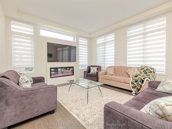 4th image of 89 Halldorson Ave
