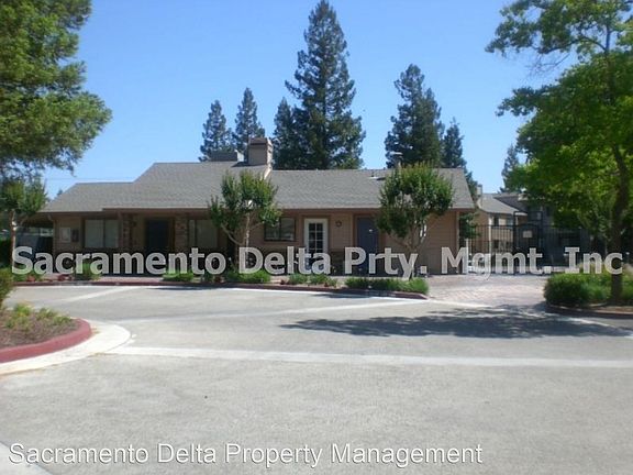 4th image of 3715 Tallyho Dr APT 80