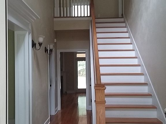 4th image of 7842 McClure Dr