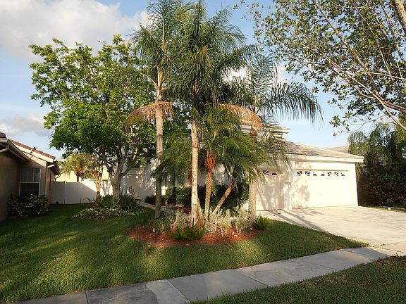 Front_Entry-Side