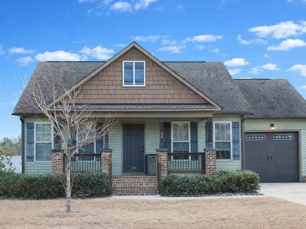 34 Woodglen Dr, Clayton, NC 27527