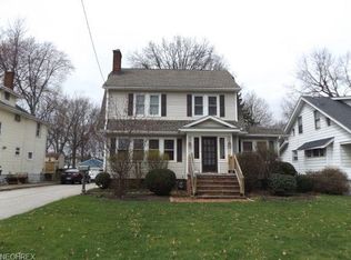 1932 7th St, Cuyahoga Falls, OH 44221