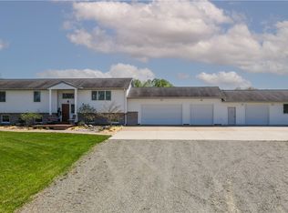 169003 Shorewood Dr, Rosholt, WI 54473