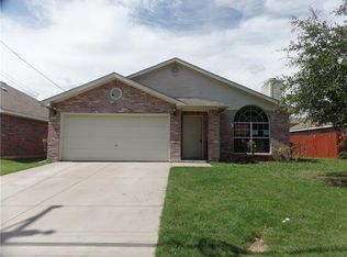 911 Union Bower Rd, Irving, TX 75061