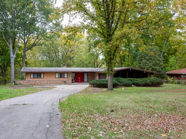 1825 Champlain Dr, Niles, MI 49120