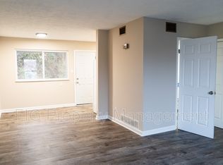 5401 Scenicwood Rd #11, Knoxville, TN 37912