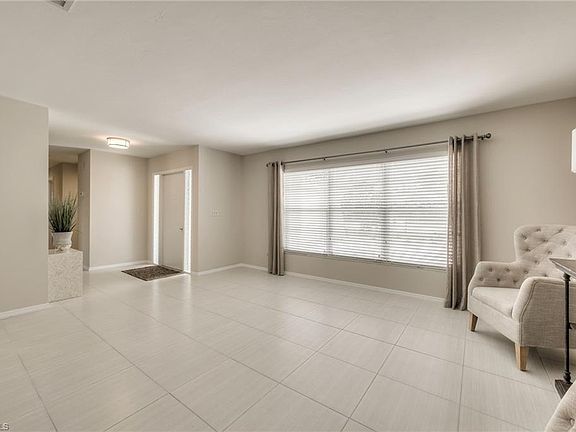 3rd image of 1667 Whiskey Creek Dr