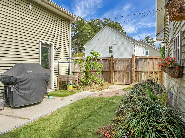 1165 Updyke Dr — Photo 57