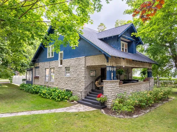 808 Superior St, Sturgeon Bay, WI 54235