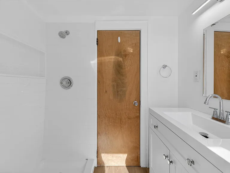 0 Underhill Ave #2 — Photo 15