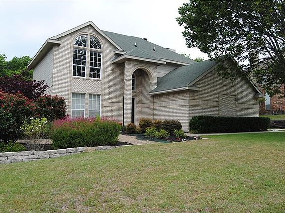 2nd image of 8659 Glen Hollow Dr