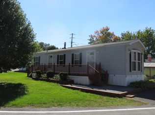 30 Nathan Dr, Halfmoon, NY 12065