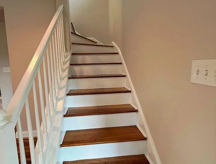 8507 Potomac Ave — Photo 14