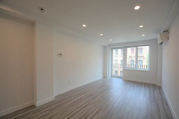 Rented by Corcoran | media 18