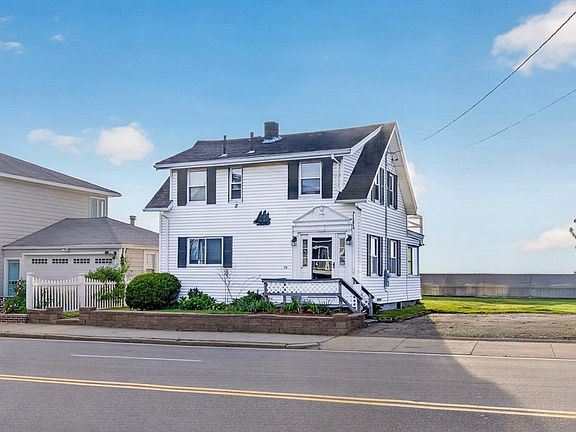 5th image of 716 Sea St